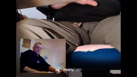 Snapshot of mrduplo1975 chatting on 06.14.26 MrJohnsen1975 online show from 06.14.26