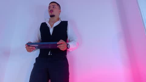 Mr Fox online show from 12.20.25