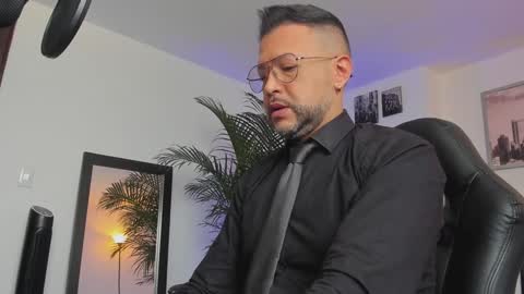 MrFrank. online show from 01.20.25