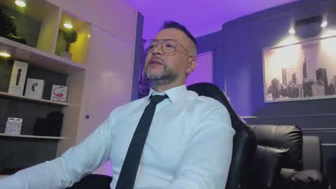 Snapshot of mrfrank_tattoo chatting on 12.19.25 MrFrank. online show from 12.19.25