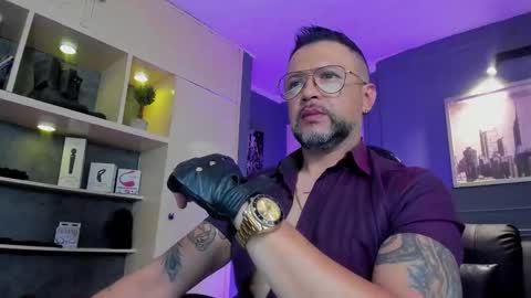 Snapshot of mrfrank_tattoo chatting on 01.11.26 MrFrank. online show from 01.11.26