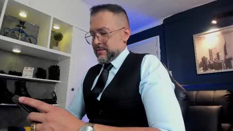 Snapshot of mrfrank_tattoo chatting on 06.12.26 MrFrank. online show from 06.12.26