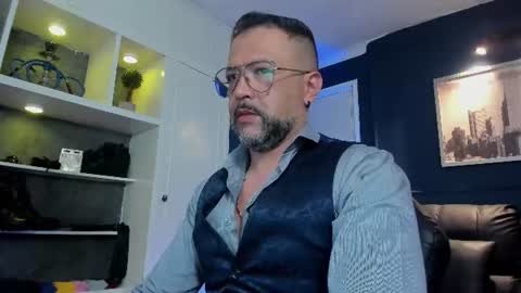 Snapshot of mrfrank_tattoo chatting on 07.14.26 MrFrank. online show from 07.14.26