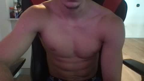 Snapshot of mrgokrazy chatting on 01.07.25 Savage online show from 01.07.25