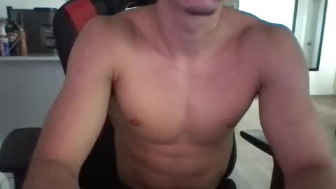 Snapshot of mrgokrazy chatting on 01.08.25 Savage online show from 01.08.25