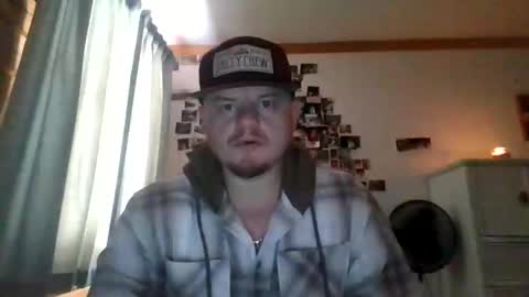 Snapshot of mrhandsome_1 chatting on 02.08.26 mrhandsome_1 online show from 02.08.26