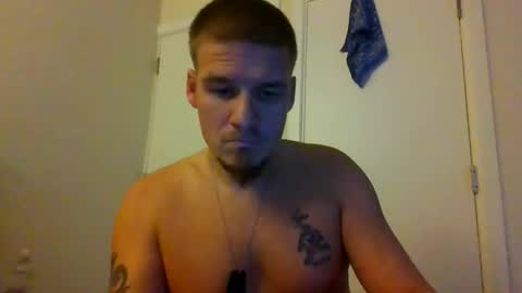 Snapshot of mrking8inch chatting on 10.03.25 mrking8inch online show from 10.03.25