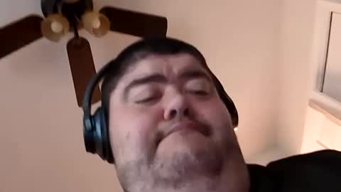 Snapshot of mrorange50187 chatting on 10.12.25 mrorange50187 online show from 10.12.25