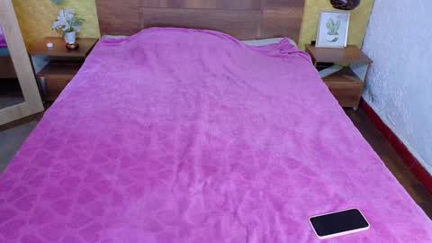 mrs_buttocks online show from 12.13.24