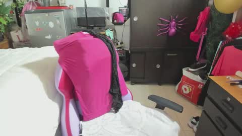 mrs_mommy online show from 11.24.25