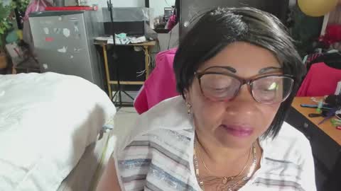 mrs_mommy online show from 11.27.25