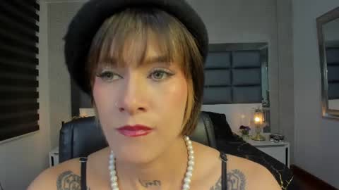 Snapshot of mrs_regina_clk chatting on 07.11.26 Regina online show from 07.11.26