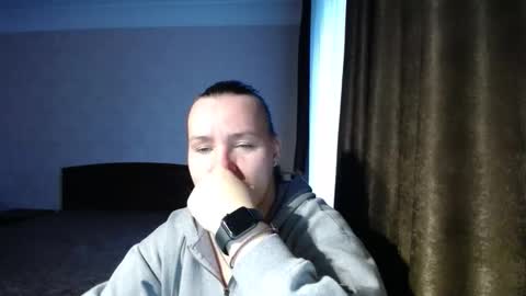 mrs_smith__ online show from 10.04.25