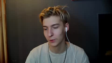 Adam online show from 01.09.25