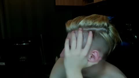 Adam online show from 03.12.25