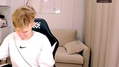 Adam online show from 10.21.25