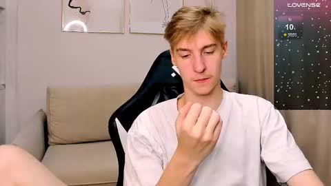 Adam online show from 11.04.25