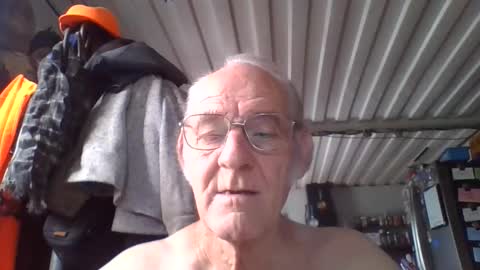 Snapshot of mrsubman chatting on 06.04.26 Chuck online show from 06.04.26