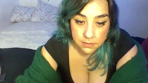 Snapshot of mrvenusx chatting on 05.19.26 Mrs Venus online show from 05.19.26