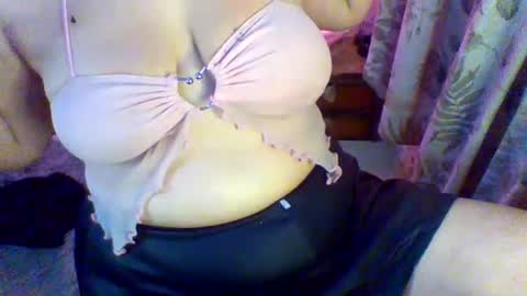 Snapshot of mrvenusx chatting on 08.06.26 Mrs Venus online show from 08.06.26