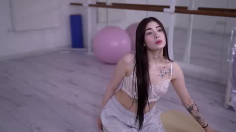 Snapshot of ms__perfect chatting on 12.05.25 Alice online show from 12.05.25