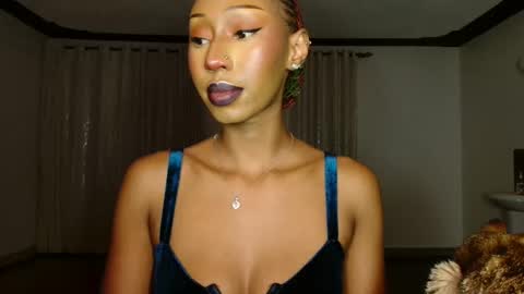 ms_crystal online show from 11.13.25