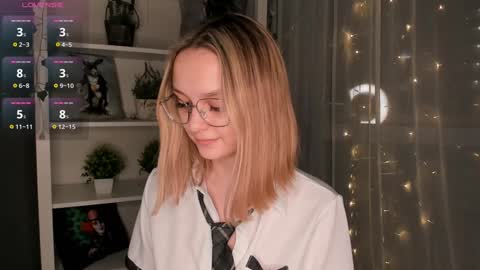 Snapshot of ms_elizabethqueen chatting on 02.08.25 Elizabeth online show from 02.08.25