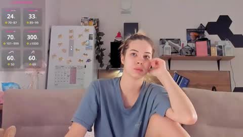 Snapshot of ms_foryou chatting on 11.21.25 Ms ForYOU online show from 11.21.25