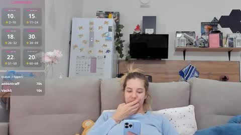 Snapshot of ms_foryou chatting on 11.28.25 Ms ForYOU online show from 11.28.25