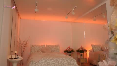 Snapshot of ms_lawless chatting on 12.08.24 Samantha online show from 12.08.24