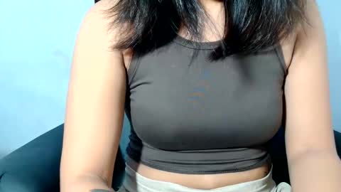 Loraine online show from 06.11.26
