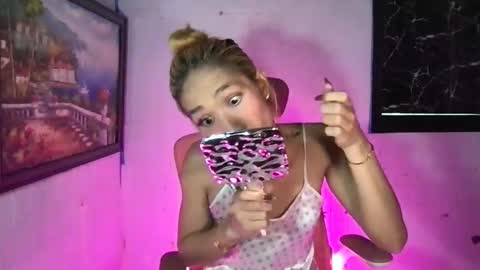 Snapshot of ms_maureenx69x chatting on 04.28.26 ms_maureenx69x online show from 04.28.26