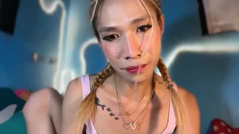 Snapshot of ms_maureenx69x chatting on 05.17.26 ms_maureenx69x online show from 05.17.26