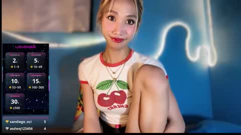 Snapshot of ms_maureenx69x chatting on 05.26.26 ms_maureenx69x online show from 05.26.26
