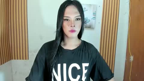 Snapshot of ms_selenaxx chatting on 11.09.25 selena online show from 11.09.25