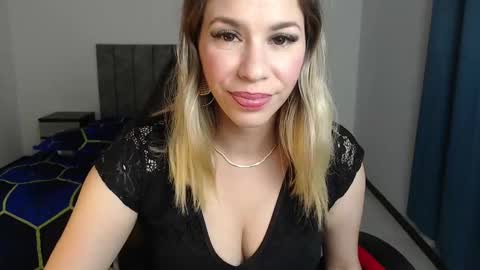 Sofia online show from 12.11.24