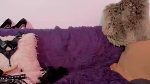 Miss Justine online show from 02.06.25