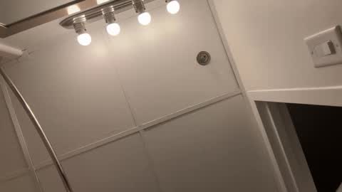 mskitty000 online show from 12.03.25