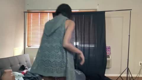 Merlin Mystique online show from 02.01.25