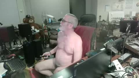 Snapshot of mt2much chatting on 01.09.26 mt2much online show from 01.09.26