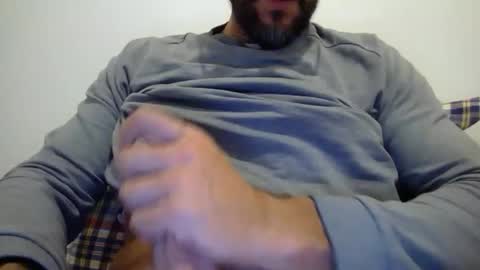 Snapshot of mtmaxtraining chatting on 10.14.25 mtmaxtraining online show from 10.14.25