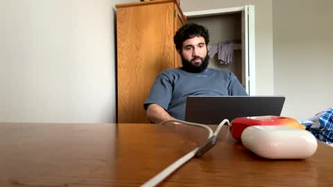 muhieddinramadan204 online show from 09.19.25
