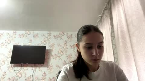 Tia online show from 04.21.26