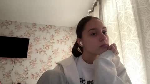 Tia online show from 04.22.26