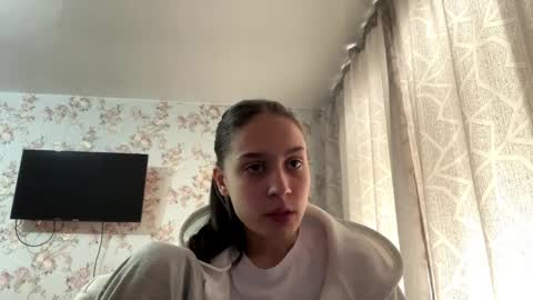 Tia online show from 04.23.26