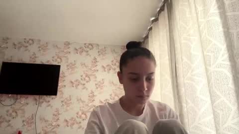 Tia online show from 04.24.26