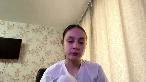 Tia online show from 04.30.26