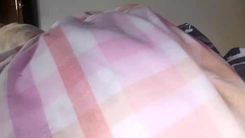 Snapshot of mulato44 chatting on 02.01.25 Laly online show from 02.01.25