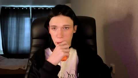 Polik online show from 04.22.26