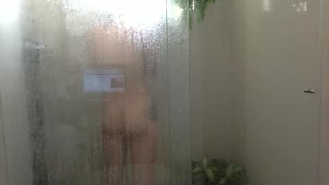 Snapshot of munchi_ chatting on 01.16.25 online show from 01.16.25